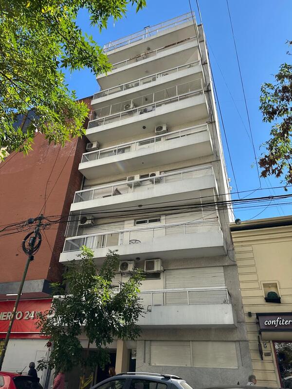 AMBIENTES APRTO PROF. Scalabrini Ortiz y Cerviño.
