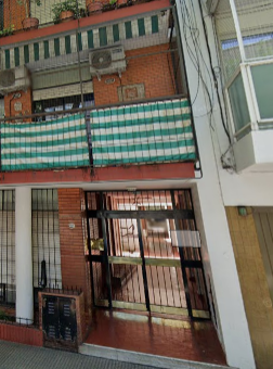 Venta! Tres Ambientes Al Frente/ Balcón Aterrazado/ Apto Prof
